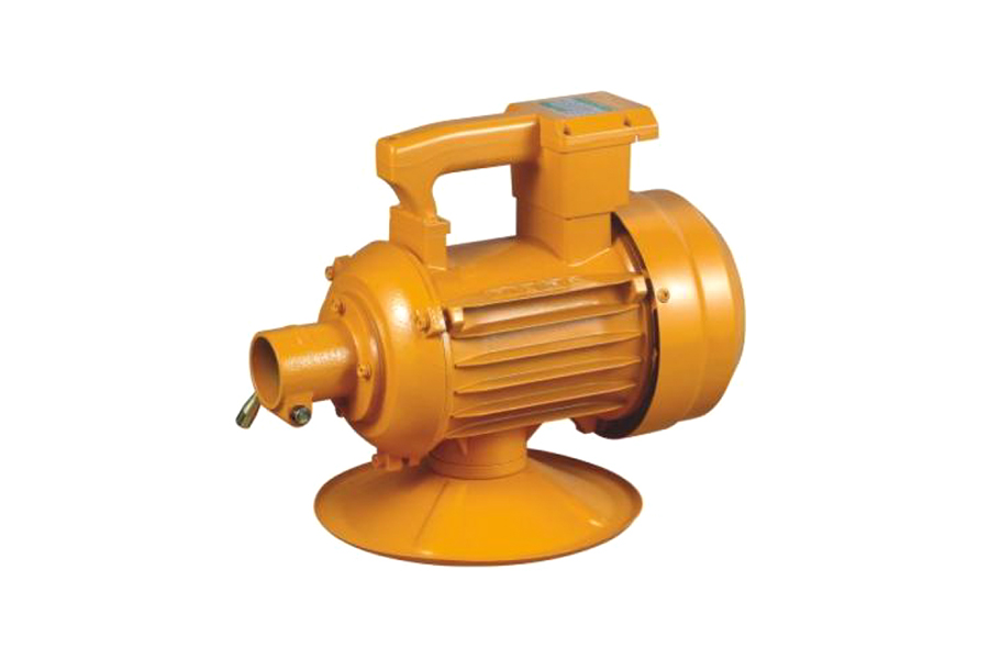 Hand held concrete vibrator