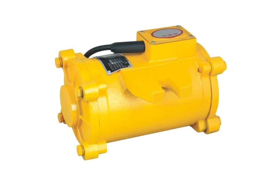 Industrial electric vibrating motor